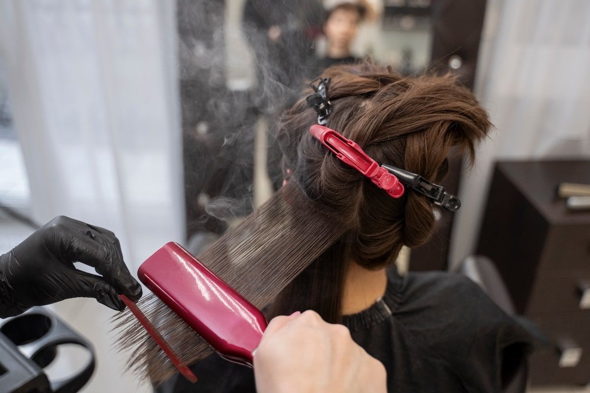 ¿Cómo Empezar un Negocio de Peluquería a Domicilio?